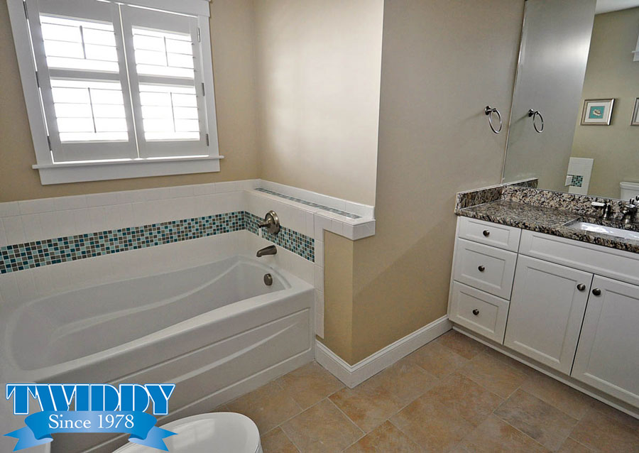 Bathroom & tub | Finch and Company OBX Construction