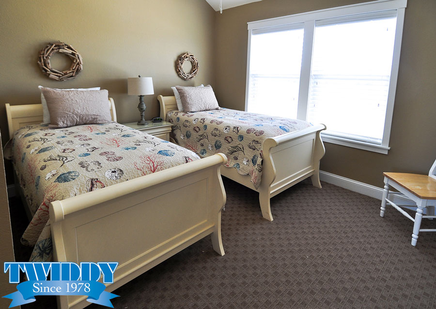 Twin Bedroom | Finch and Company OBX Construction
